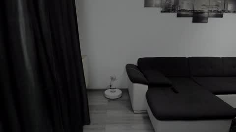 RichardDarell online show from February 19, 6:00 am