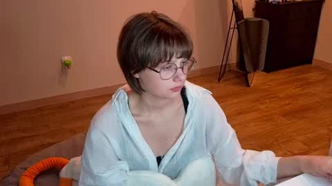 Luna online show from June 19, 6:58 pm