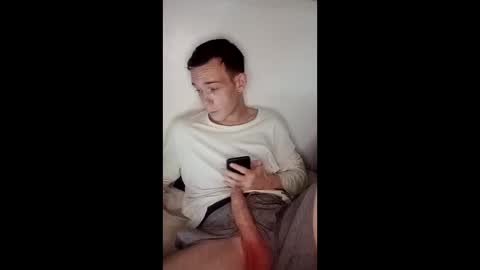 richieeb20 online show from December 3, 1:37 am