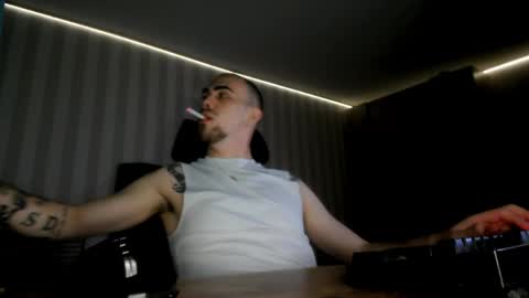 richiekash online show from May 25, 9:32 pm