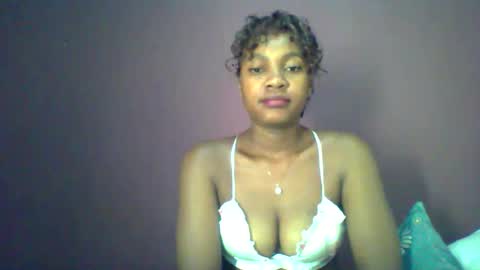 ricie001 online show from May 5, 12:22 pm