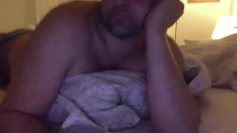 rickk2025 online show from December 2, 3:16 am