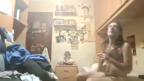 Snapshot of ricky6x6x6 chatting on October 31, 8:31 pm ricky6x6x6 online show from October 31, 8:31 pm