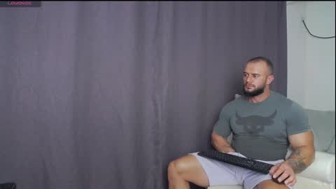 Snapshot of rickymiami1 chatting on September 22, 8:57 pm rickymiami1 online show from September 22, 8:57 pm