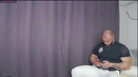 rickymiami1 online show from November 21, 8:51 pm