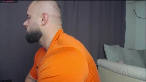 rickymiami1 online show from November 27, 7:10 pm