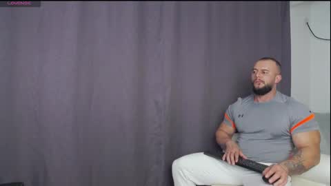 Snapshot of rickymiami1 chatting on September 28, 6:50 pm rickymiami1 online show from September 28, 6:50 pm