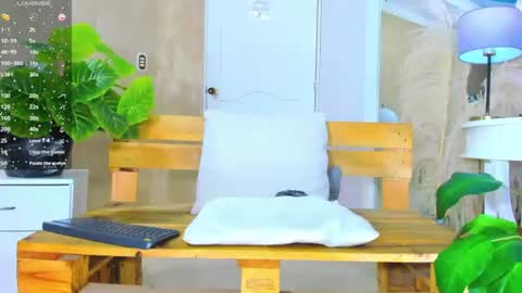 RicoBrowm online show from July 7, 7:23 am