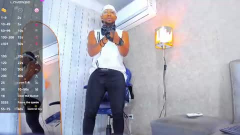 RicoBrowm online show from August 3, 12:33 pm