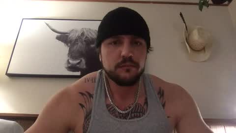 ride8529 online show from December 15, 6:31 am