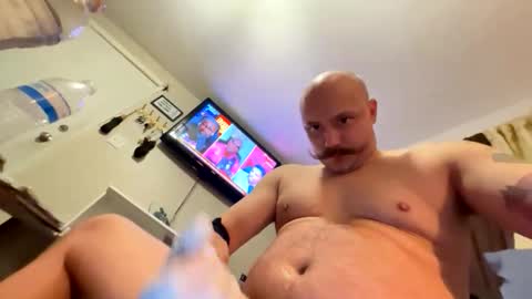 ridemystash07 online show from March 18, 7:03 am