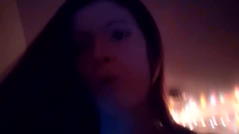 ridinghoodred online show from December 2, 5:48 am