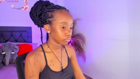 Snapshot of rihana_hot01 chatting on February 26, 12:30 am ri ri online show from February 26, 12:30 am