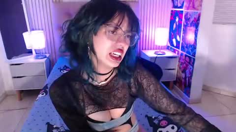 RIHONNA online show from June 16, 7:51 pm