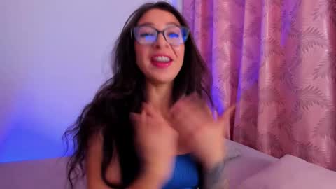 Riley online show from February 12, 9:07 pm