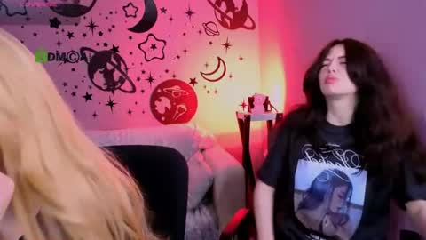 Meow online show from June 15, 7:06 pm