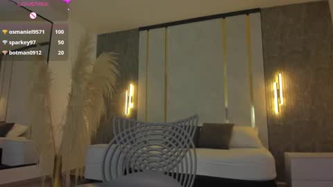 Riley Sierra online show from January 8, 5:30 pm