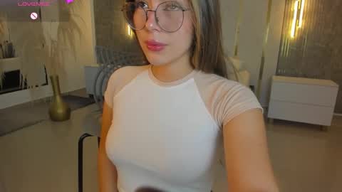 Riley Sierra online show from December 19, 12:44 pm