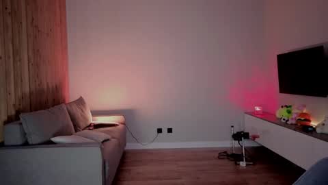 rileymee online show from April 29, 3:22 am