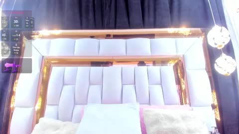 Riley online show from November 25, 12:26 pm