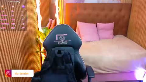 RIO  online show from August 4, 3:02 am