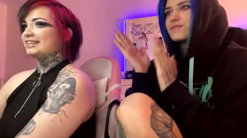 Snapshot of ripper_66 chatting on December 22, 1:11 pm DianaBrite fansl y online show from December 22, 1:11 pm