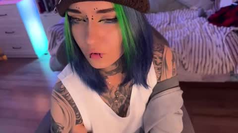 Snapshot of ripper_66 chatting on October 7, 1:18 pm DianaBrite fansl y online show from October 7, 1:18 pm