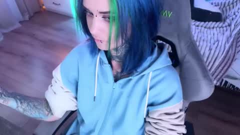 Snapshot of ripper_66 chatting on October 1, 1:43 pm DianaBrite fansl y online show from October 1, 1:43 pm