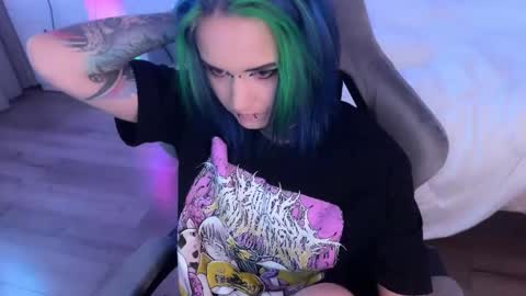 Snapshot of ripper_66 chatting on October 8, 1:39 pm DianaBrite fansl y online show from October 8, 1:39 pm
