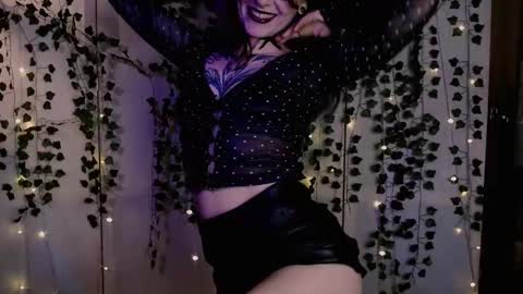 risha_laass online show from May 1, 8:58 pm