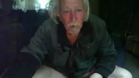 riveratggg online show from January 1, 9:31 pm