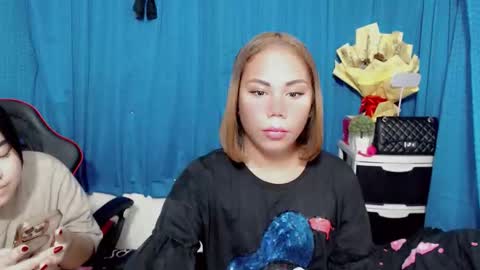 Snapshot of riviiiii chatting on October 26, 11:44 am Baby rivie online show from October 26, 11:44 am