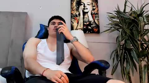 Roan Birkin online show from July 22, 8:11 pm