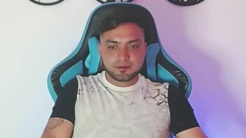 Stiven - online show from December 22, 6:36 pm