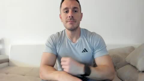 roberto4ever online show from April 30, 12:10 pm