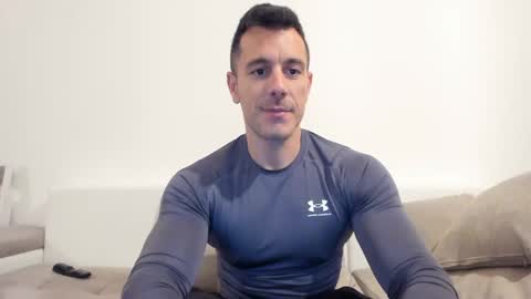 roberto4ever online show from May 3, 5:52 pm