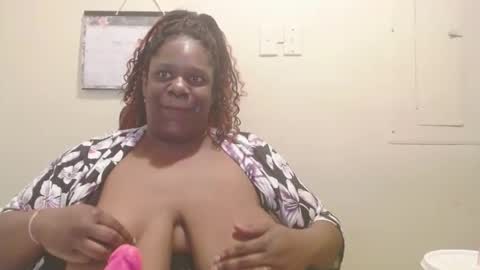 robertswhitney52 online show from September 28, 8:23 am