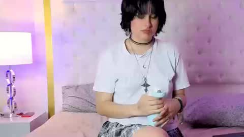 robin D online show from September 11, 1:45 pm