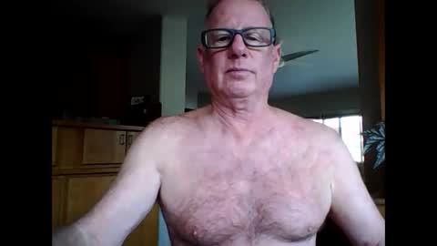 Snapshot of robo0000 chatting on September 12, 6:32 pm robo0000 online show from September 12, 6:32 pm