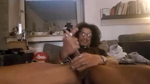 Robson online show from November 16, 8:49 am