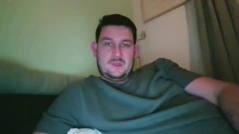 Robin online show from February 3, 8:13 pm