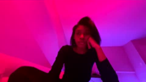 robynthegoddess online show from January 14, 2:19 am