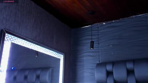 rocco_santos online show from November 19, 1:05 am