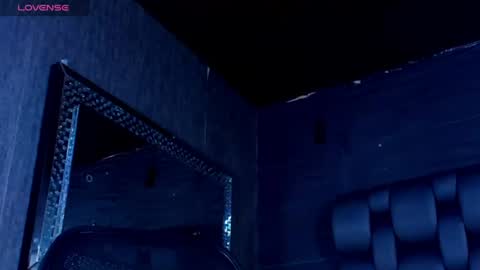 rocco_santos online show from June 11, 6:39 pm