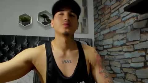 rocco_santos online show from July 22, 2:46 am