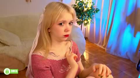 rochelle_dolly online show from April 29, 9:36 am