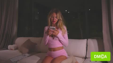 rodeo_drive online show from May 10, 12:44 pm