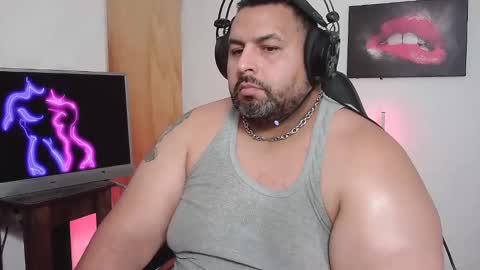 rodrixxx54 online show from February 2, 10:28 pm