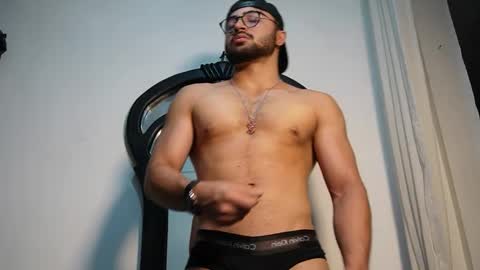 Roger Belmont online show from September 24, 5:03 am