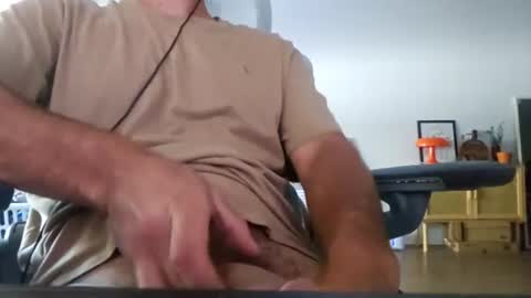 rogervalentinee online show from June 14, 5:26 pm